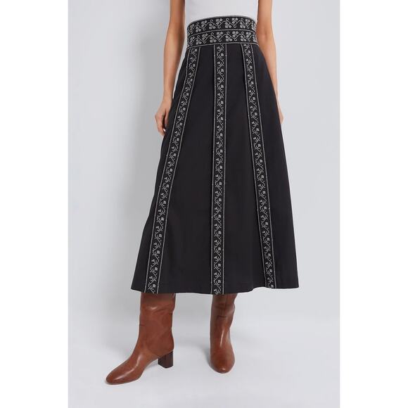 Tuckernuck Dresses & Skirts - TUCKERNUCK Embroidered Bouquet Jansen Skirt Size M NWT Retail $188 Tuckernuck